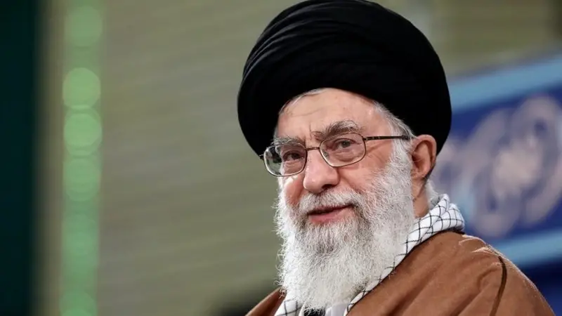 رهبر ایران: سرنوشت منطقه را نیروهای مقاومت و حزبالله سرافراز رقم خواهد زد