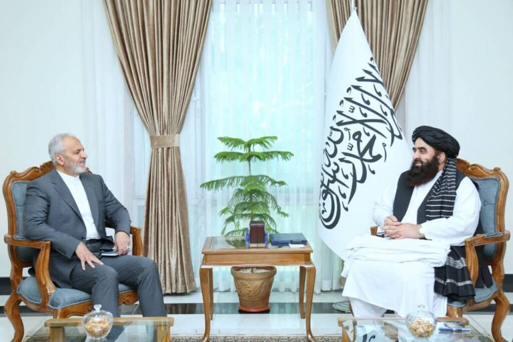 سفیر ایران با متقی دیدار کرد