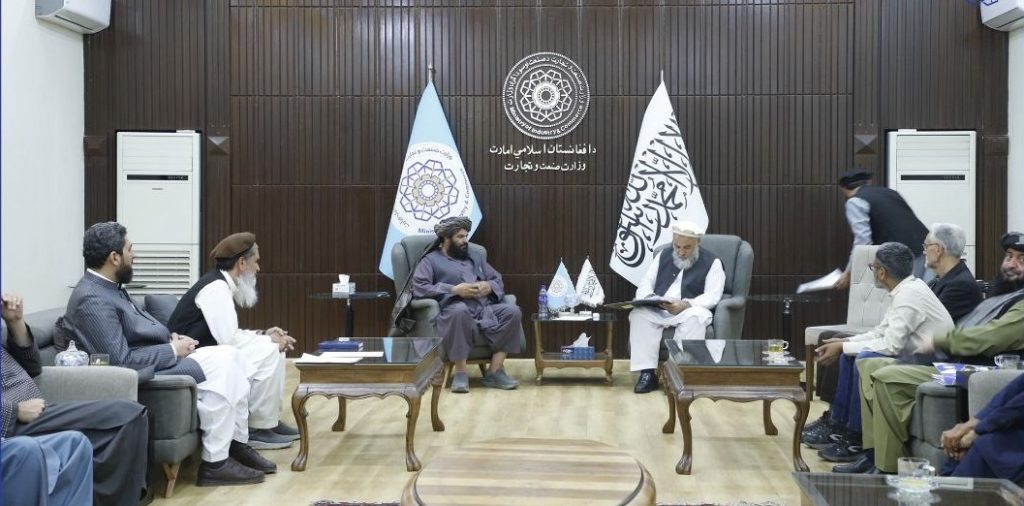 حمایت از رشد اقتصادی مهاجران؛ وزارت صنعت و تجارت با پنج موسسه تفاهمنامه امضا کرد
