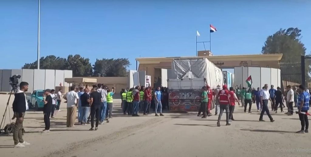 ورود قطرهای کمک به غزه