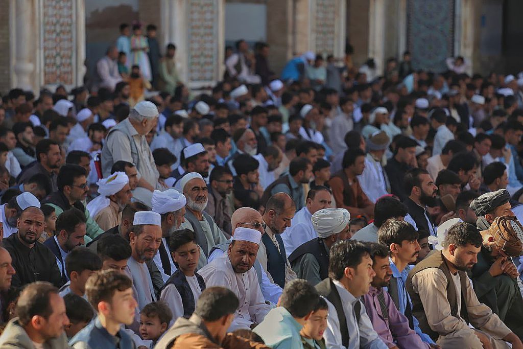 اقامه باشکوه نماز عید قربان در ارگ، لشکرگاه، غرب کابل و مراکز دینی افغانستان