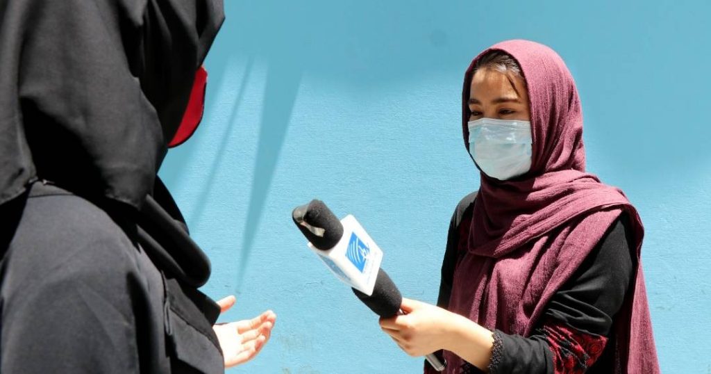 زن‌ستیزی ساختاری؛ ممنوعیت حضور خبرنگاران زن بدون محرم