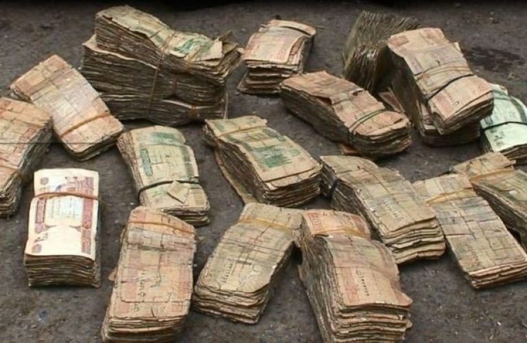 پول‌های کهنه در کشور بازنشسته می‌شوند