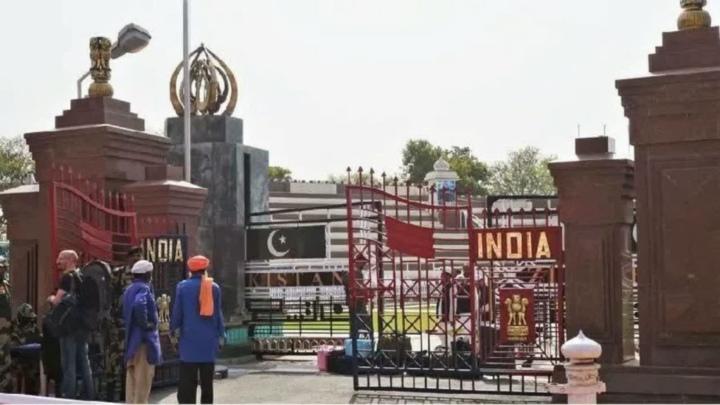 الکوزی: بسته‌ماندن بندر واگه ضربه مهلکی به صادرات افغانستان زده است