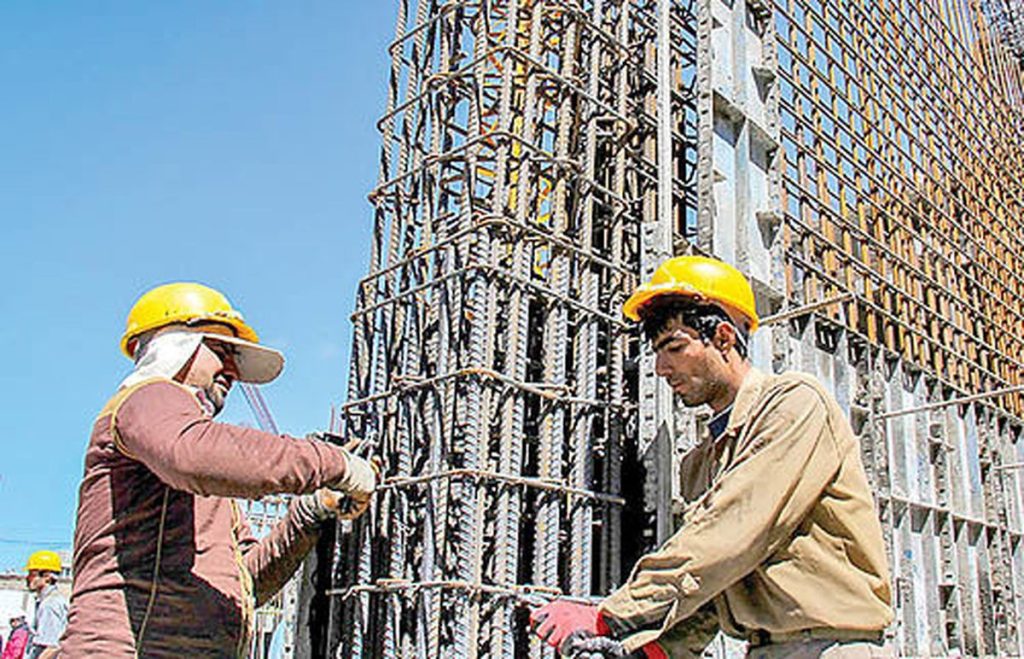اشتغال ۴۲۰ هزار افغانستانی در ایران؛ وابستگی شدید بخش ساخت‌وساز به نیروی مهاجر