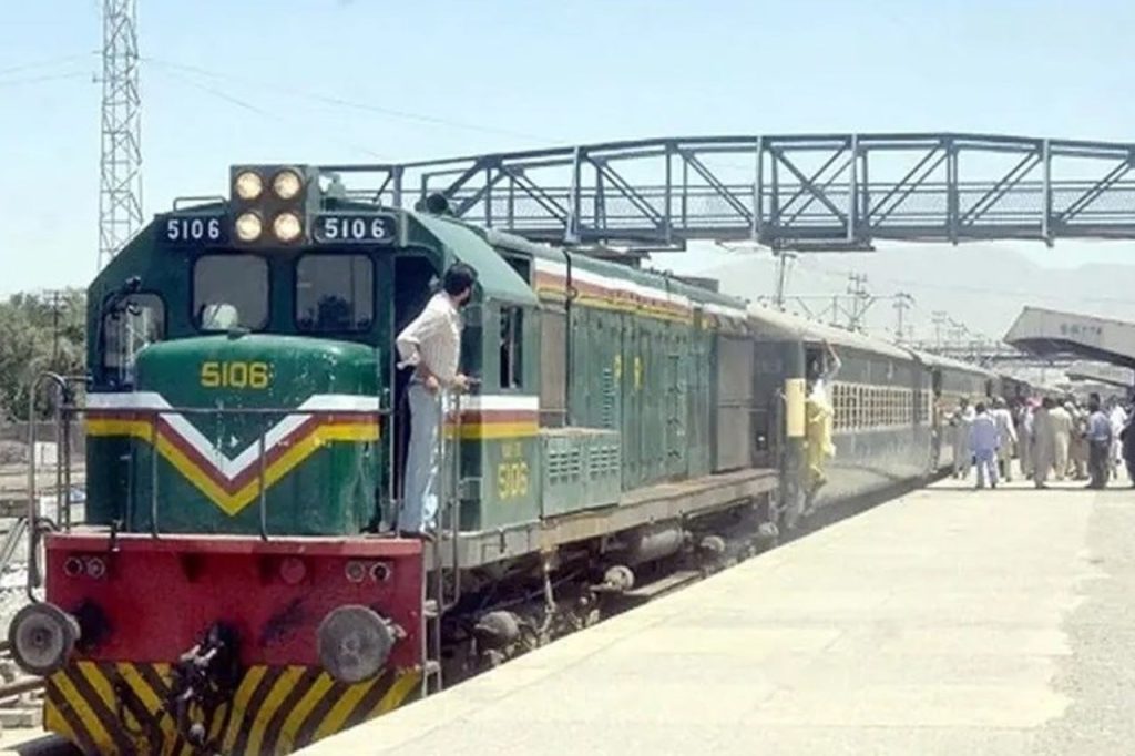 انفجار در مسیر جعفر اکسپرس؛ گروه بلوچ مسوولیت حمله را بر عهده گرفت