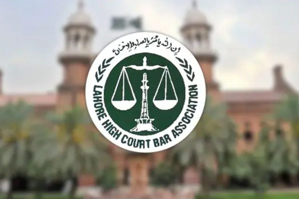 سران حزب‌تحریک‌انصاف به 10 سال زندان محکوم شدند