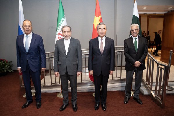 افغانستان در کانون دیپلماسی منطقه‌ای؛ نشست چهارجانبه ایران، چین، روسیه و پاکستان در نیویورک