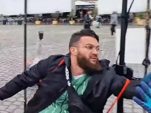 حبس‌ابد برای مهاجم افغان؛ حمله‌ به گردهمایی ضداسلامی در آلمان