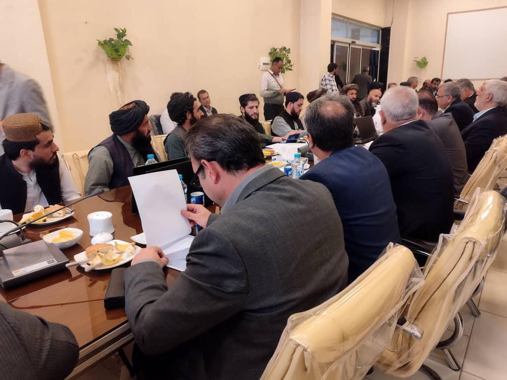 نشست مشترک تجاری ایران و افغانستان در دوغارون