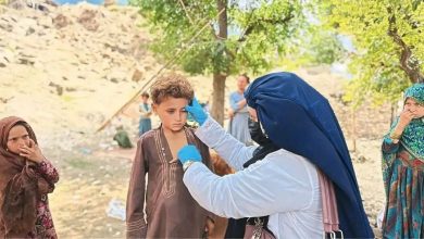 حکومت سرپرست، در واکنش به انتقادها، تصاویر امدادگران زن را منتشر کرد