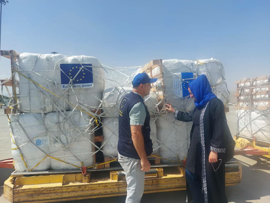 چهارمین پرواز کمک‌های اتحادیه اروپا وارد افغانستان شد
