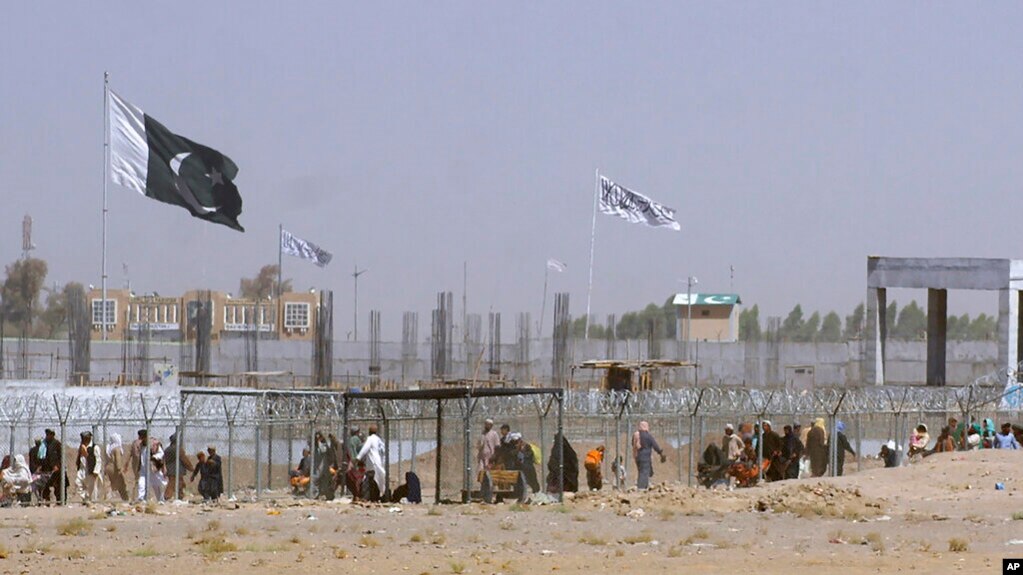 تجارت ترانزیتی افغانستان از مرز چمن پاکستان از سر گرفته شد