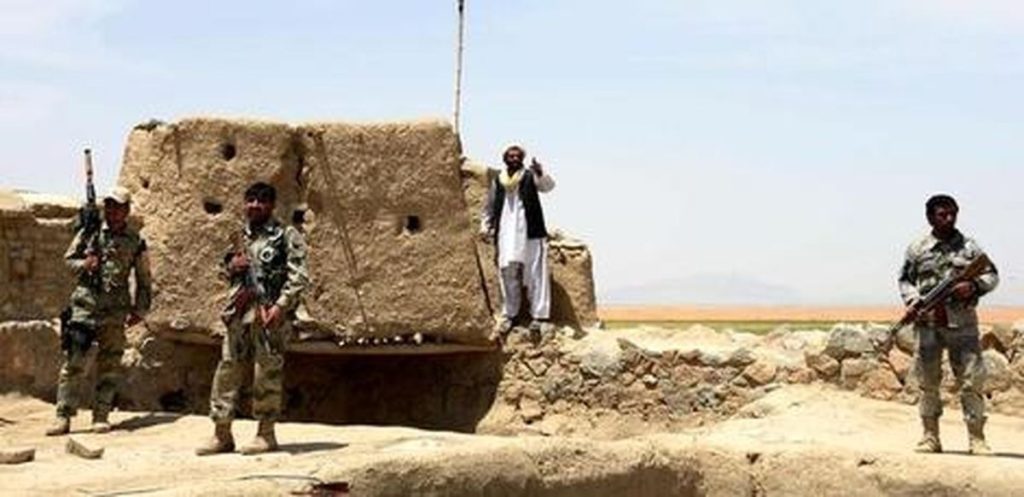 آیا پاکستان باید با افغانستان در جنگ باشد؟