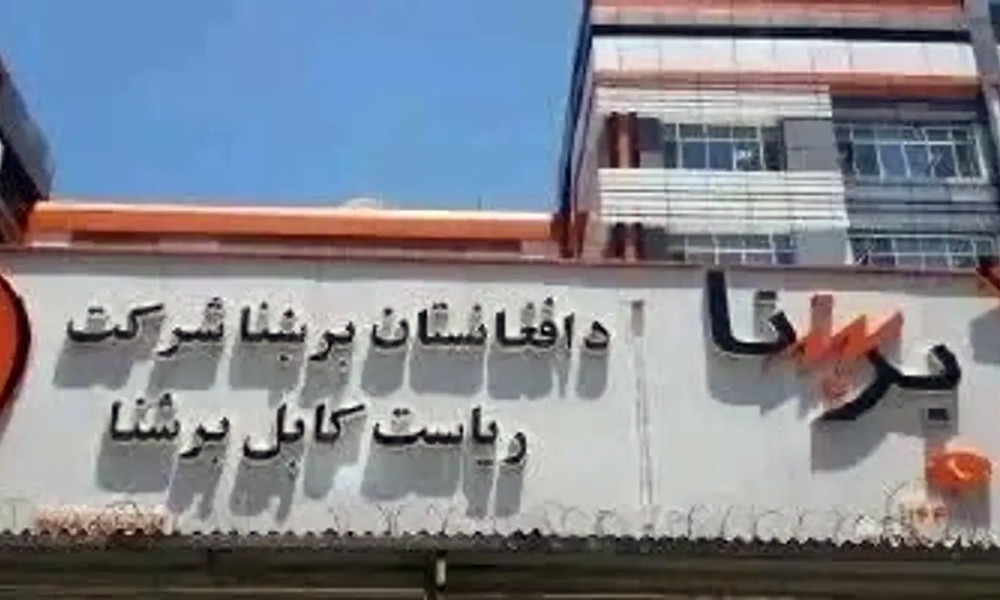 برشنا: توزیع منظم برق و رسیدگی فوری به مشکلات مشترکین اولویت ما است