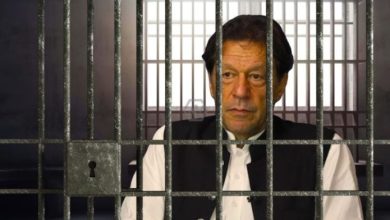 آتشبس شکننده؛ عمران خان خواستار "آزادی مشروط" برای حل بحران پاکستان-افغانستان شد