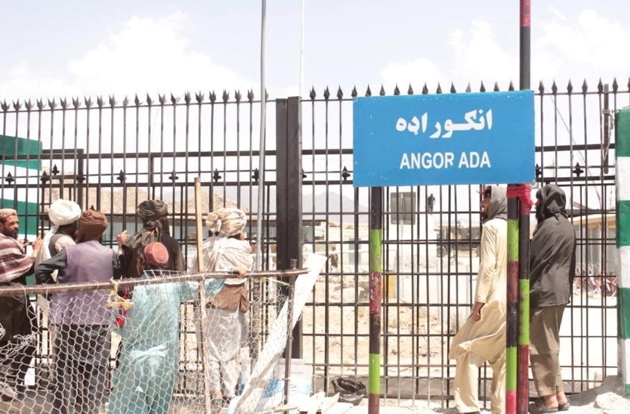 بازگشایی‌گذرگاه‌مرزی «انگور اده» میان افغانستان و پاکستان پس از ۲ سال تعطیلی