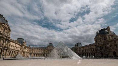 موزه لوور در پی سرقت تعطیل شد