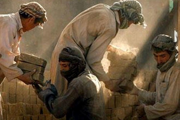 مجلس ایران: بدون نیروی کار افغانستانی اقتصاد ایران با بحران مواجه می‌شود