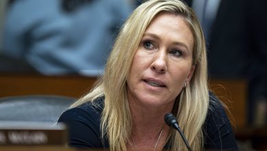 نماینده مردم و منتقد سیاستهای ترامپ از کانگرس استعفا میکند