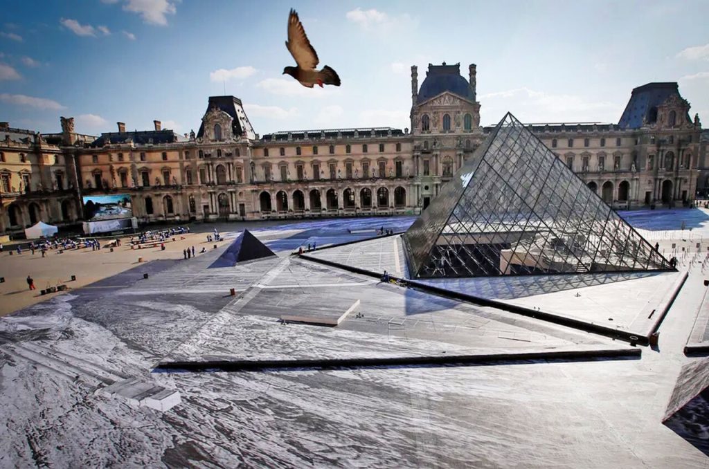 بازداشت تمامی متهمان سرقت جواهرات سلطنتی لوور