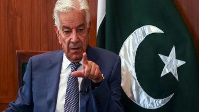 وزیر دفاع پاکستان: طالبان حقوق اقوام، زنان و اقلیت‌ها را سرکوب کرده است