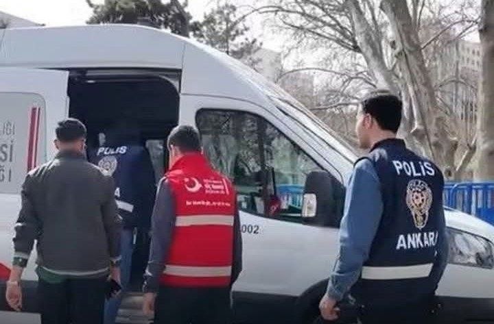 طی دو روز؛ بیش از ۳۰۰ پناهجوی افغانستان از ترکیه اخراج شدند