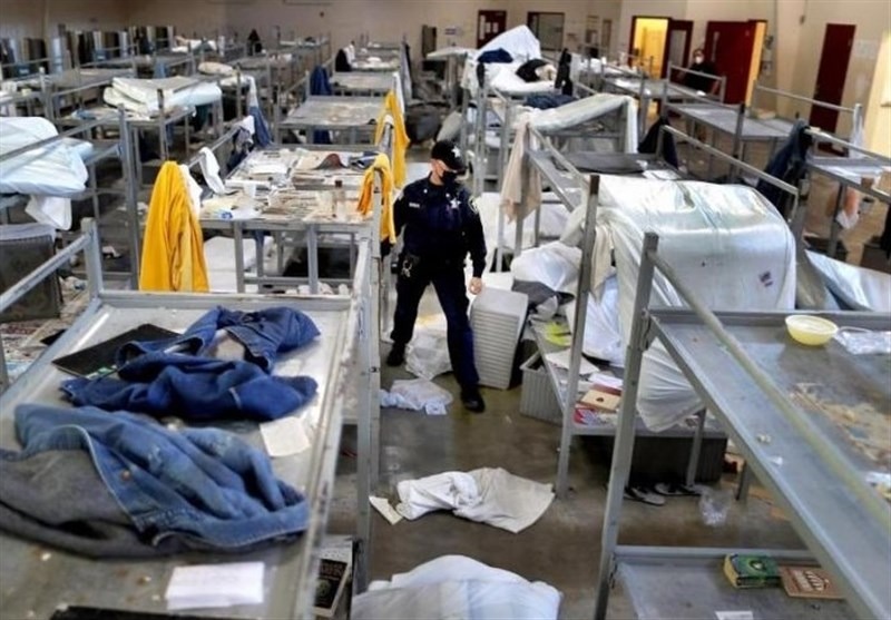 افشای طرح ضد‌انسانی ترامپ؛ پناهجویان در انبارهای صنعتی نگهداری و سپس اخراج می‌شوند