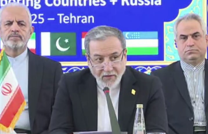 عراقچی: نسخههای فرامنطقهای ثبات افغانستان را تضمین نمیکند