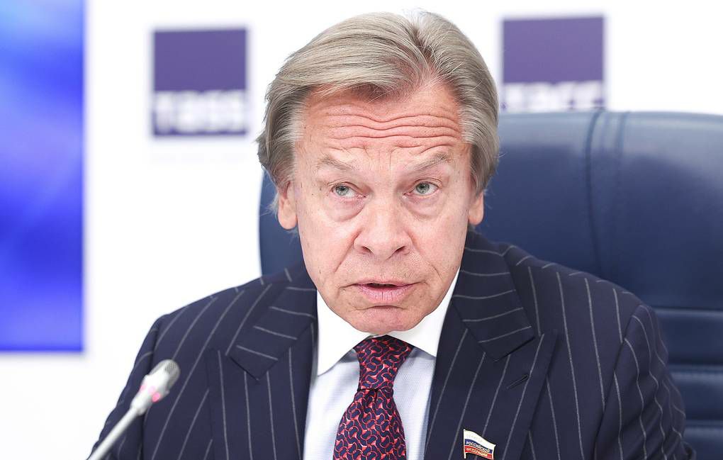 سناتور روس: «پیروزی موقت» امریکا در ونزویلا می‌تواند به فاجعه‌ای برای ترامپ تبدیل شود