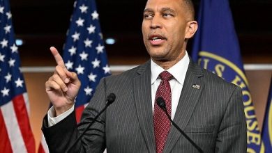 رهبر دموکرات‌های مجلس نمایندگان: ترامپ درباره ایران به آمریکایی‌ها دروغ گفته است