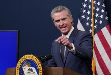 فرمانداران ایالتی خواستار بازپرداخت «مالیات غیرقانونی» ترامپ شدند