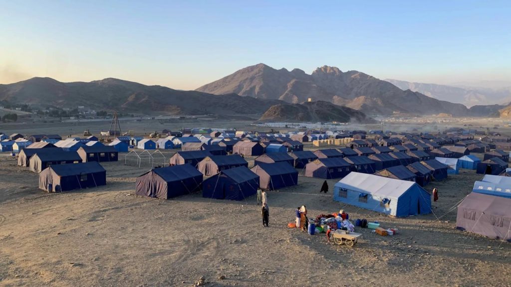 کمپ مهاجرین افغانستانی در صوابی پاکستان تعطیل شد