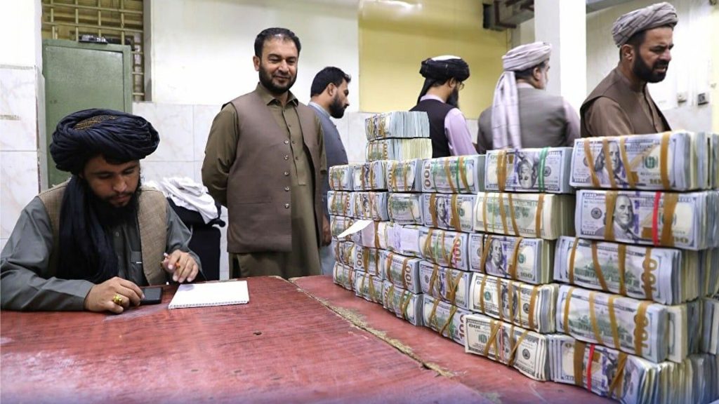 طالبان برای جذب کمک خارجی به مشاوران پیشین امریکایی‌ها متوسل شد