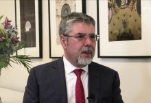 کنایه نبیل به ملا هبت‌الله: از دخالت در شیوه استنجا تا سکوت در مقابل تجاوز پاکستان