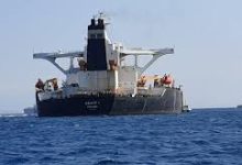 نمایش قدرت ایران در تنگه هرمز؛ تغییر مسیر نفتکش ۱۶۰ هزار تنی