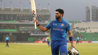 ستاره کریکت افغانستان جایزه بهترین توپ‌زن سال را گرفت