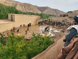 تخریب نزدیک به ۱۰۰ خانه در ولسوالی مرغاب غور بر اثر سیلاب