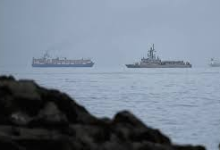 گاردین: ادعای ترامپ درباره عبور کشتی‌های غیر‌ایرانی از تنگه‌هرمز دروغ است