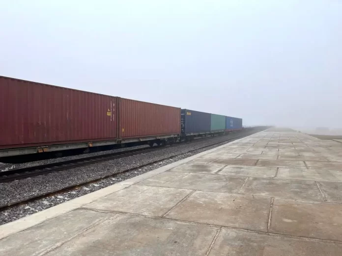 انتقال‌ریلی‌ در ماه‌حمل؛ نزدیک به 500هزار تُن کالا به مقصدهای داخلی و خارجی انتقال یافت