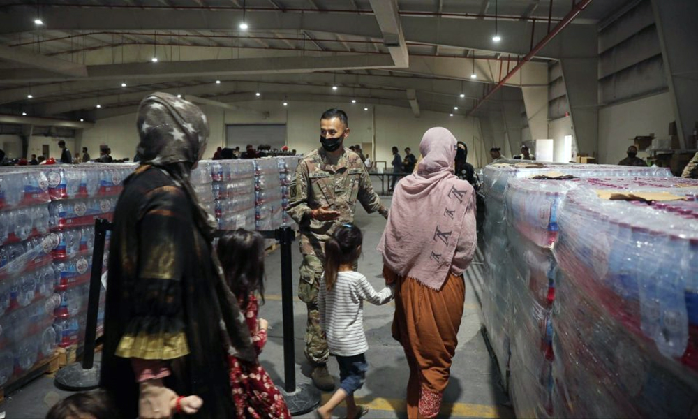 واکنش‌ها به طرح بحث‌برانگیز انتقال ۱۱۰۰ افغان از قطر به کنگو