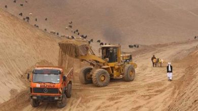 آغاز ساخت ۵۰ کیلومتر سرک حلقه‌ای قیصار ـ لامان در بادغیس