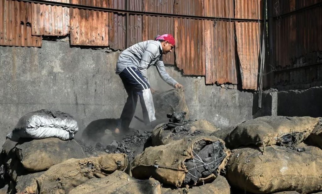 وابستگی دوباره جهان به زغال‌سنگ در سایه تنش‌های