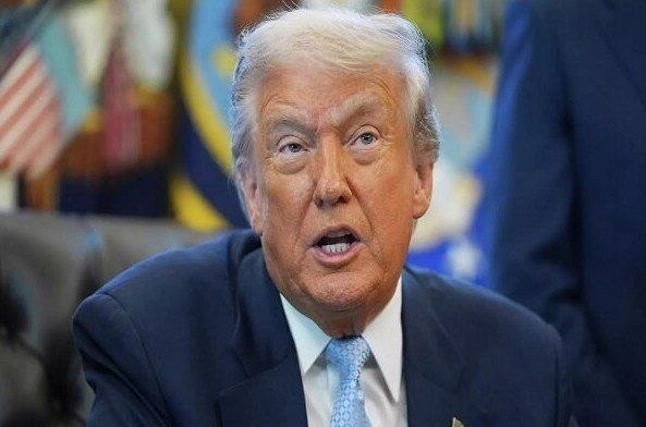 گاردین: تهدیدهای ترامپ علیه ایران نشانه ضعف است