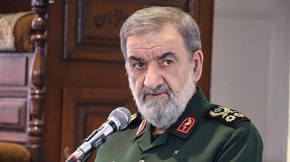 هشدار محسن رضایی درباره پاسخ ایران به محاصره دریایی؛ «امکانات دستنخورده» بهکار گرفته میشود