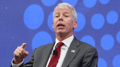 درگیری لفظی دموکرات‌ها با وزیر انرژی آمریکا درباره جهش قیمت سوخت