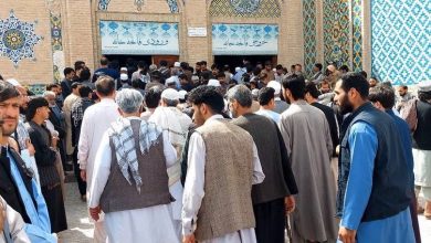 اخوت دینی در هرات؛ سنی‌ها برای قربانیان شیعه فاتحه‌خوانی برگزار کردند