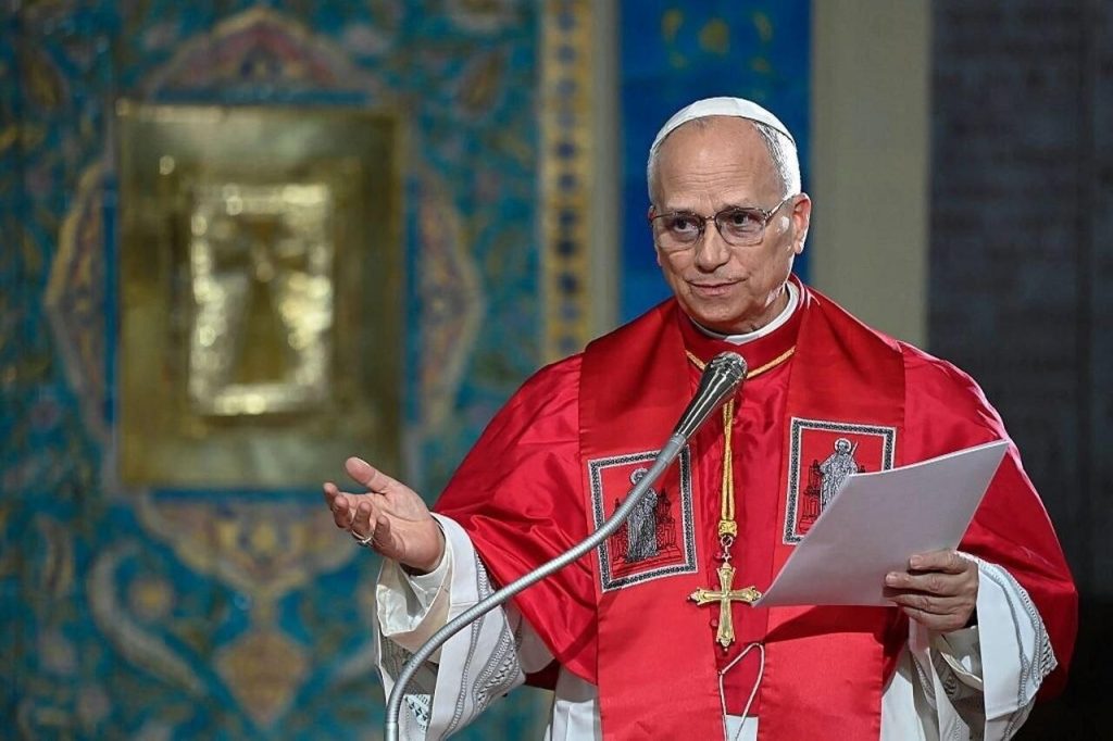 هشدار تازه پاپ: گروهی با صرف میلیاردها دالر در جنگ، در حال ویران کردن جهان هستند