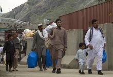 ۳۳۴ مهاجر افغانستان از زندان‌های پاکستان آزاد و به کشور بازگشتند