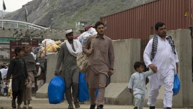 ۳۳۴ مهاجر افغانستان از زندان‌های پاکستان آزاد و به کشور بازگشتند